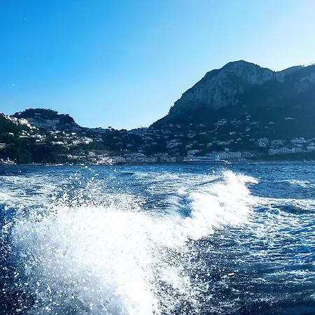 Overseas Tre * Positano