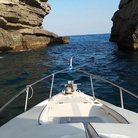 Overseas Tre Positano